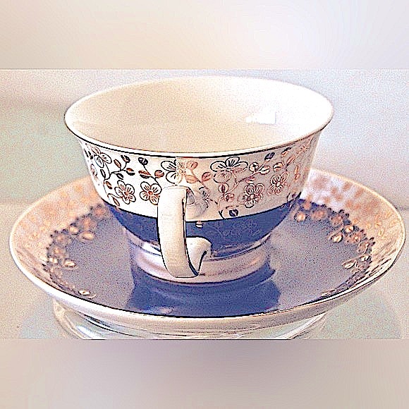 GRACES TEAWARE FOOTED CUP SAUCER SET NAVY METALLIC GOLD FLORAL NEW PORCELAIN - Picture 6 of 8